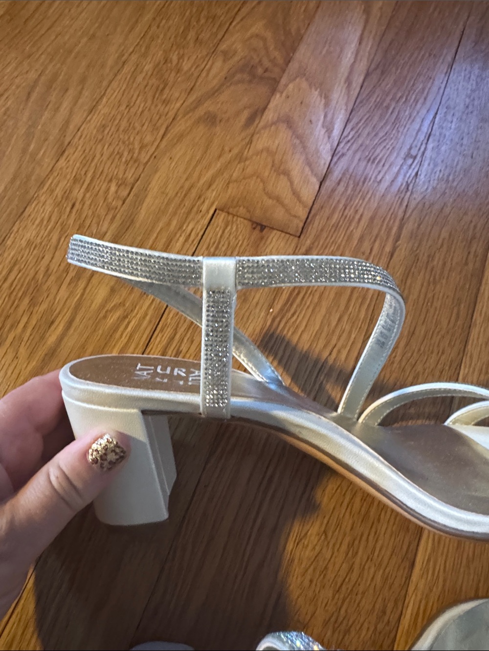 🐷 Naturalizer Vanessa 2 White With Silver Crystals Block Heel Sandals - Picture 9 of 17